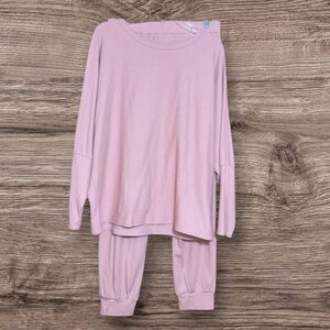 Elegant Pink Women's Lounge Set